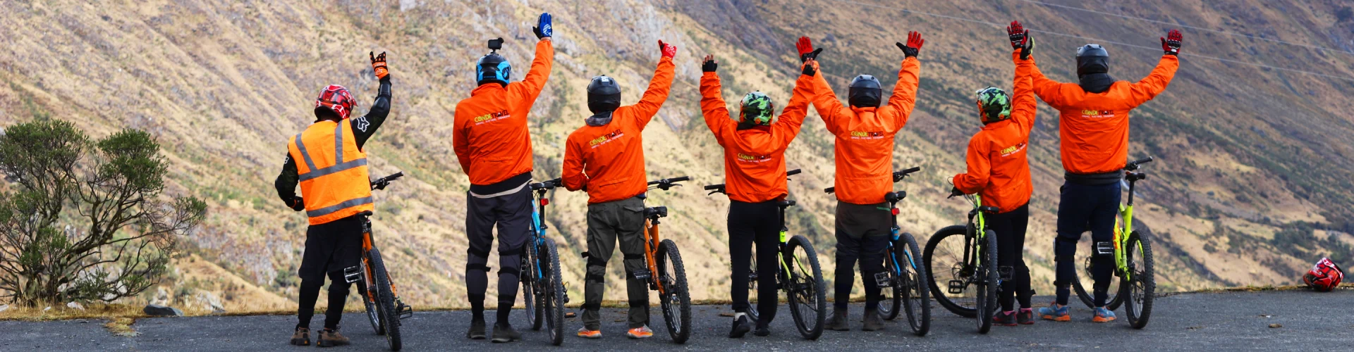 Tourists preparing for the Inca Jungle biking adventure to Machu Picchu | Conde Travel Adventures